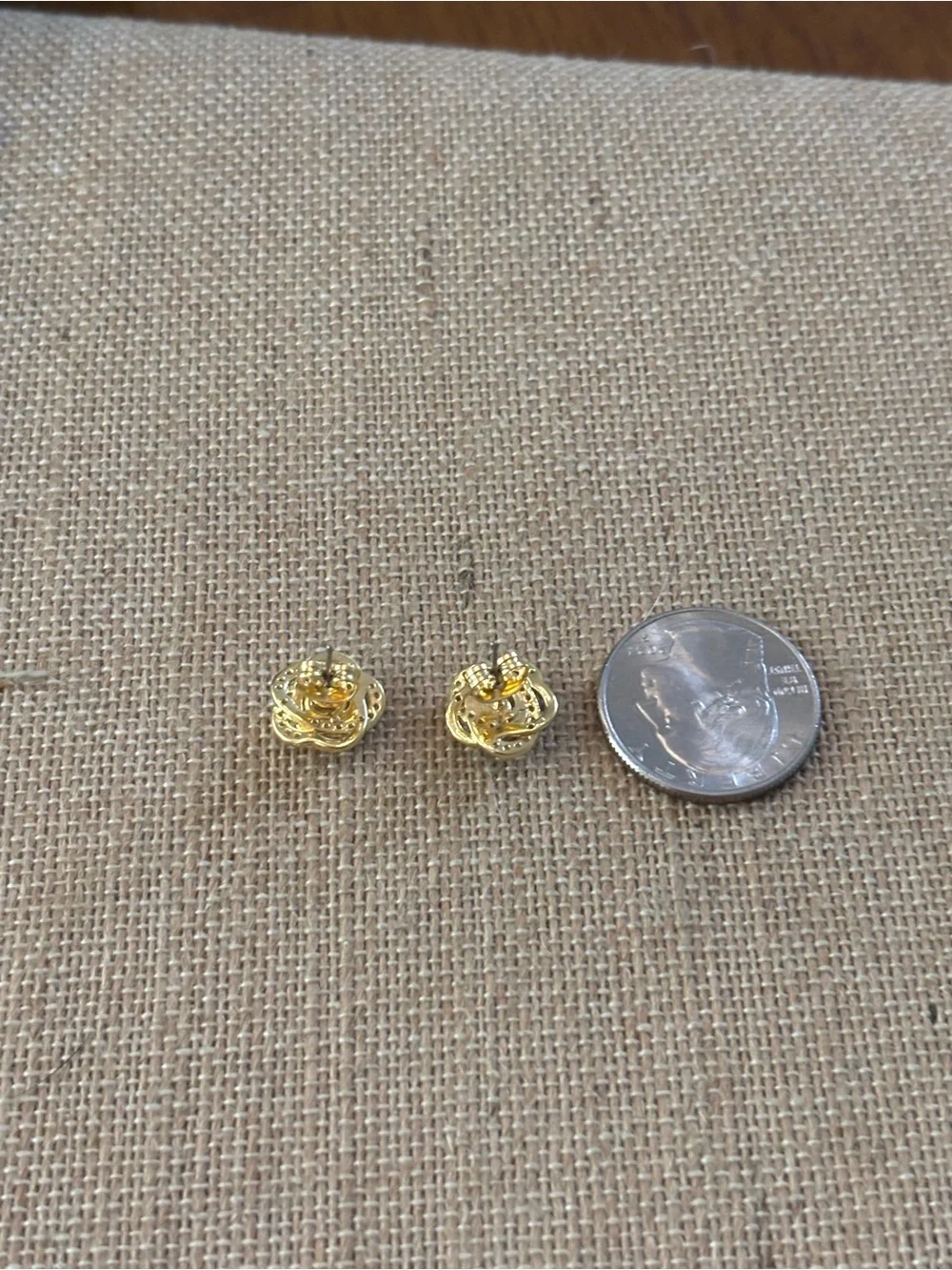 Danbury Mint Love Knot Earrings